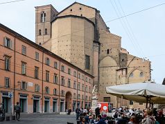 Bild "Bologna_Turm2_04.jpg"